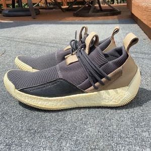 Adidas men’s James Harden size 12